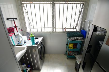 Apartamento para alugar com 70m², 2 quartos e 1 vagaÁrea de Serviço