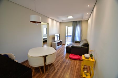 Apartamento para alugar com 70m², 2 quartos e 1 vagaSala