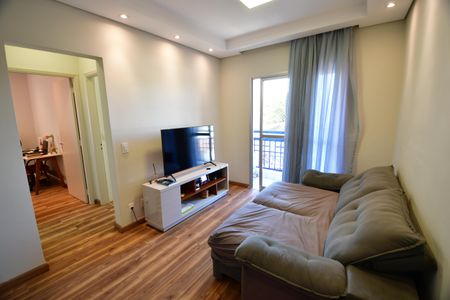 Apartamento para alugar com 70m², 2 quartos e 1 vagaSala