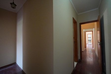 Casa para alugar com 149m², 4 quartos e 2 vagasCorredor