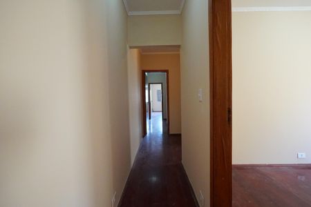Casa para alugar com 149m², 4 quartos e 2 vagasCorredor