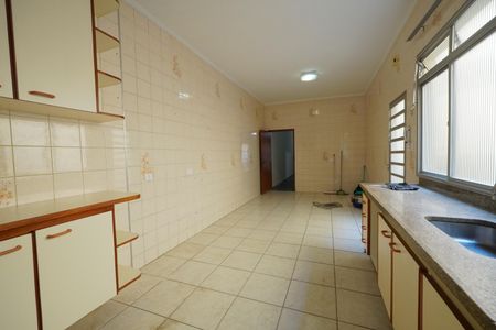 Casa para alugar com 149m², 4 quartos e 2 vagasCozinha