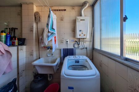 Apartamento para alugar com 70m², 2 quartos e 1 vagaÁrea de Serviço