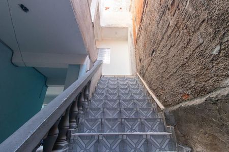 Casa para alugar com 80m², 2 quartos e 1 vagaEscada de Entrada