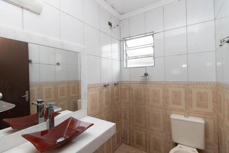 Casa para alugar com 80m², 2 quartos e 1 vagaBanheiro 