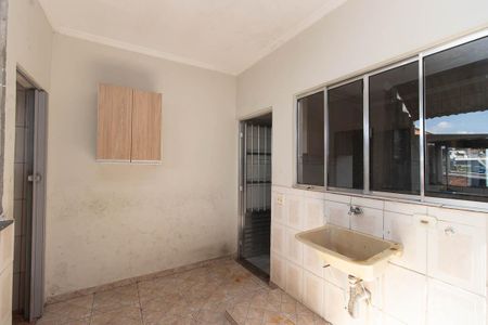 Casa para alugar com 80m², 2 quartos e 1 vagaÁrea de Serviço