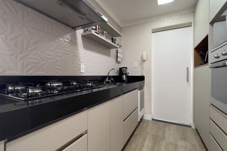 Apartamento para alugar com 92m², 2 quartos e 2 vagasCozinha e Área de Serviço