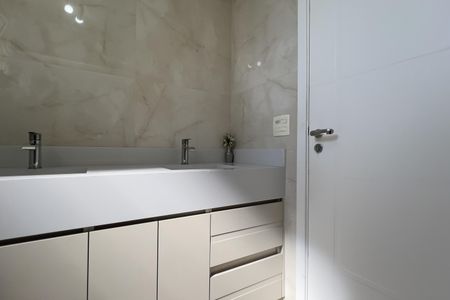 Apartamento para alugar com 92m², 2 quartos e 2 vagasBanheiro da Suíte 1