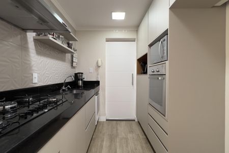 Apartamento para alugar com 92m², 2 quartos e 2 vagasCozinha e Área de Serviço