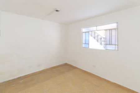 Quarto de casa para alugar com 2 quartos, 55m² em Jardim Fontalis, São Paulo