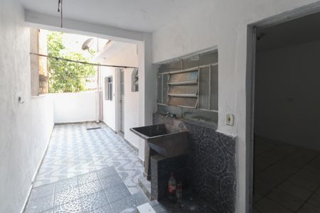 Casa para alugar com 55m², 2 quartos e sem vagaÁrea de Serviço