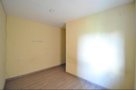 Quarto Suíte de casa para alugar com 2 quartos, 65m² em Jardim Fontalis, São Paulo