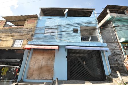 Casa para alugar com 65m², 2 quartos e 1 vagaFachada