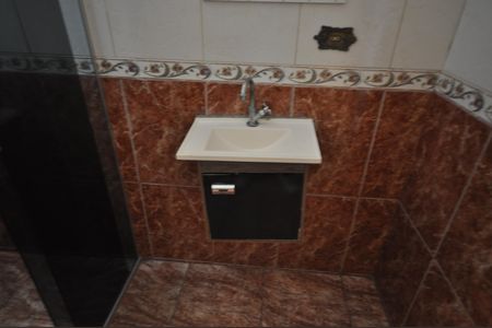 Casa para alugar com 65m², 2 quartos e 1 vagaBanheiro do Quarto Suíte