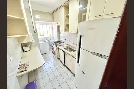 Apartamento para alugar com 56m², 2 quartos e 2 vagasCozinha e Área de Serviço