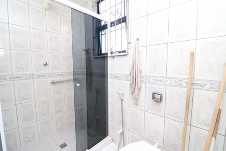 Casa para alugar com 110m², 3 quartos e 2 vagasBanheiro Social