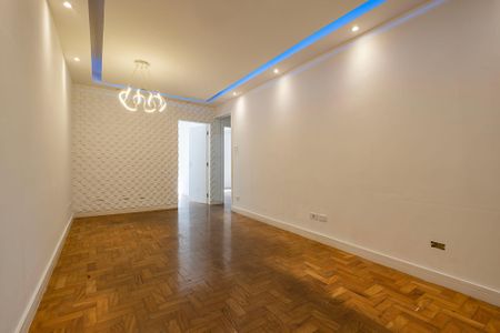 Sala de apartamento à venda com 2 quartos, 85m² em Pinheiros, São Paulo