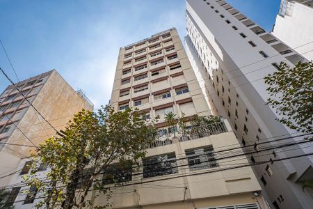 Apartamento para alugar com 85m², 2 quartos e 1 vagaFachada