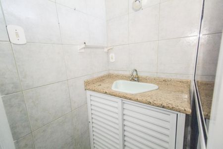 Banheiro de apartamento para alugar com 1 quarto, 56m² em Madureira, Rio de Janeiro
