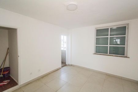 Sala de apartamento para alugar com 1 quarto, 56m² em Madureira, Rio de Janeiro