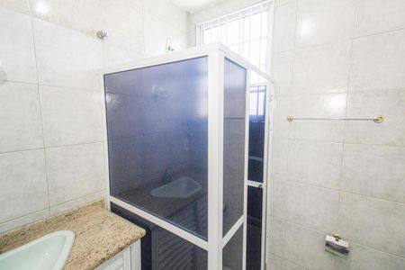 Banheiro de apartamento para alugar com 1 quarto, 56m² em Madureira, Rio de Janeiro