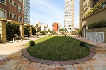Apartamento para alugar com 38m², 2 quartos e 1 vagaÁrea comum