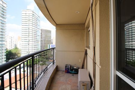 Apartamento para alugar com 38m², 2 quartos e 1 vagaVaranda