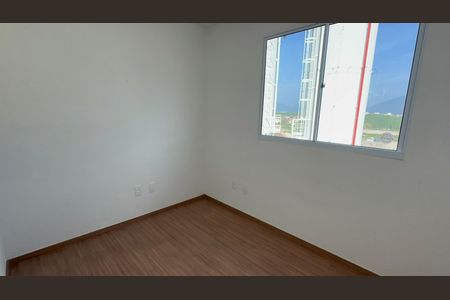 Quarto 2 de apartamento para alugar com 2 quartos, 44m² em Vargem Pequena, Rio de Janeiro
