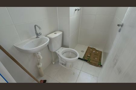 Apartamento para alugar com 44m², 2 quartos e sem vagaBanheiro