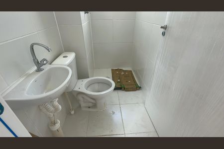 Apartamento para alugar com 44m², 2 quartos e sem vagaBanheiro