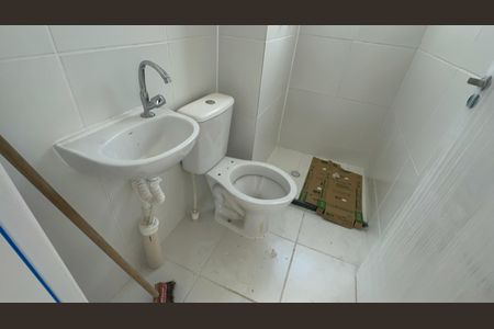 Apartamento para alugar com 44m², 2 quartos e sem vagaBanheiro