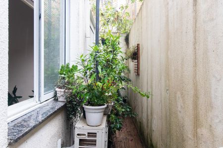 Apartamento à venda com 32m², 1 quarto e sem vagaCozinha e Área de Serviço