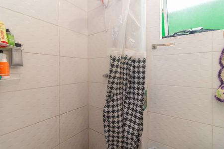 Banheiro de apartamento à venda com 1 quarto, 32m² em Centro Histórico, Porto Alegre