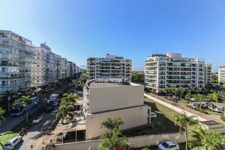 Apartamento à venda com 72m², 2 quartos e 1 vagaÁrea comum