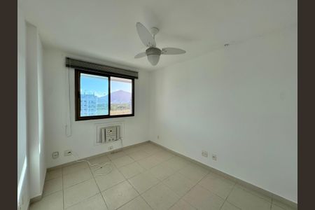 Apartamento à venda com 72m², 2 quartos e 1 vagaSuíte