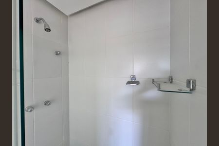 Apartamento à venda com 72m², 2 quartos e 1 vagaBanheiro Social
