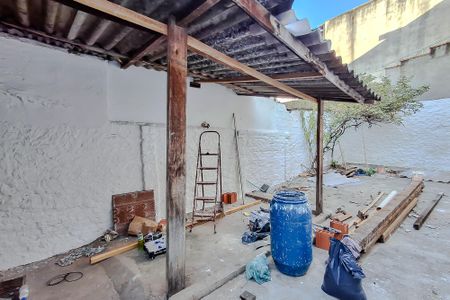 Casa para alugar com 42m², 1 quarto e sem vagaÁrea externa