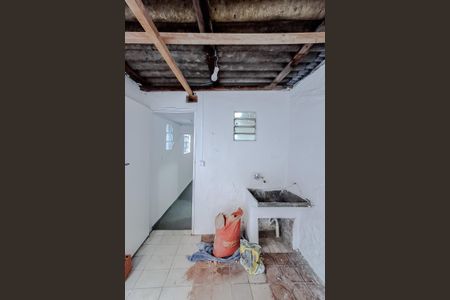 Casa para alugar com 42m², 1 quarto e sem vagaÁrea externa
