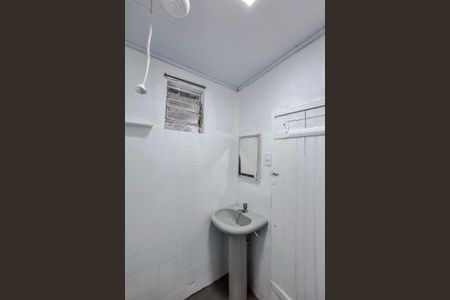 Casa para alugar com 42m², 1 quarto e sem vagaBanheiro