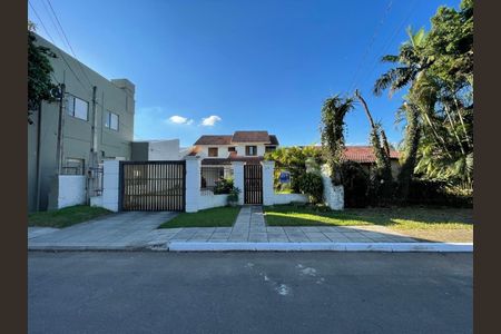 Casa para alugar com 235m², 3 quartos e 2 vagasPlaca Instalada em 22/04/2026 - Cod.COEY-1407