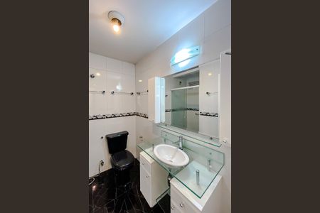 Apartamento para alugar com 68m², 2 quartos e sem vagaBanheiro