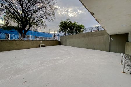 Apartamento para alugar com 68m², 2 quartos e sem vagaQuadra Esportiva