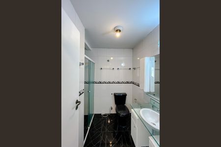 Apartamento para alugar com 68m², 2 quartos e sem vagaBanheiro