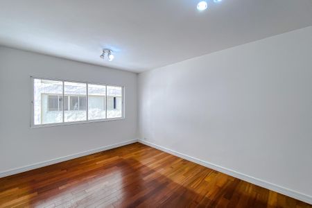 Apartamento para alugar com 68m², 2 quartos e sem vagaSala