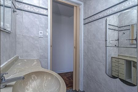 Apartamento para alugar com 63m², 2 quartos e 1 vagabanheiro social_4