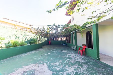 Casa à venda com 300m², 3 quartos e 7 vagasQuintal