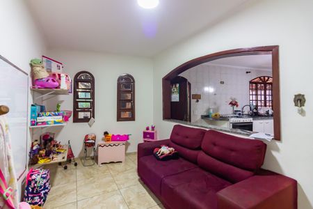 Casa à venda com 300m², 3 quartos e 7 vagasSala 