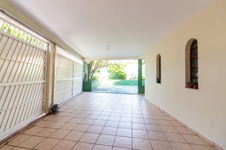 Casa à venda com 300m², 3 quartos e 7 vagasGaragem