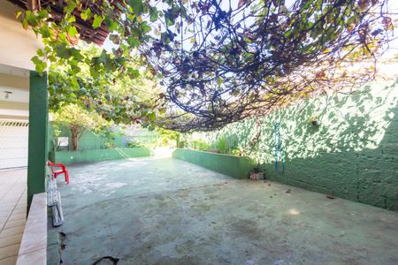 Casa à venda com 300m², 3 quartos e 7 vagasQuintal