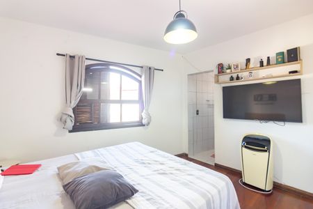 Casa à venda com 300m², 3 quartos e 7 vagasSuíte 3